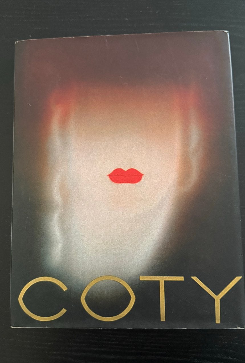 Coty: Parfum & Cosmetica Boek van Assouline, Ophalen of Verzenden, Zo goed als nieuw, Make-up en Cosmetica