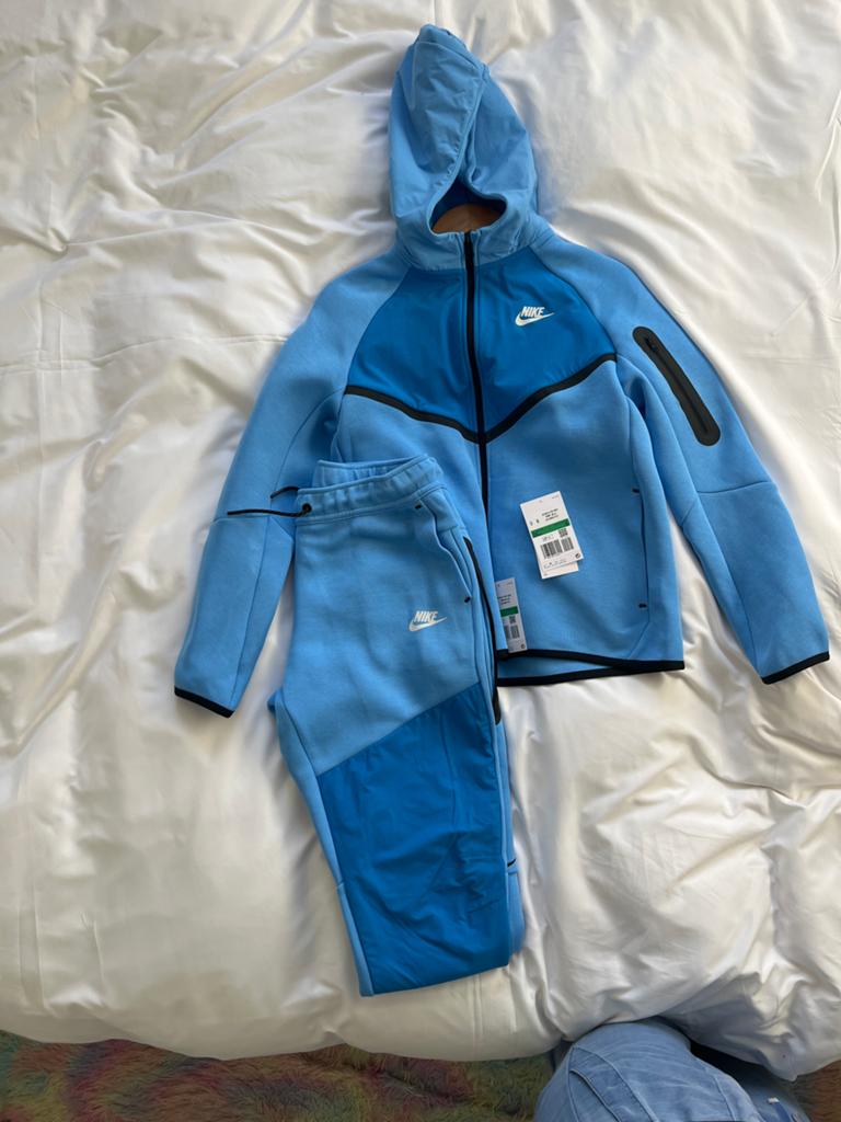 Nike tech trainingspak kids XL nieuw, Ophalen, Nieuw, Maat 56/58 (XL), Algemeen