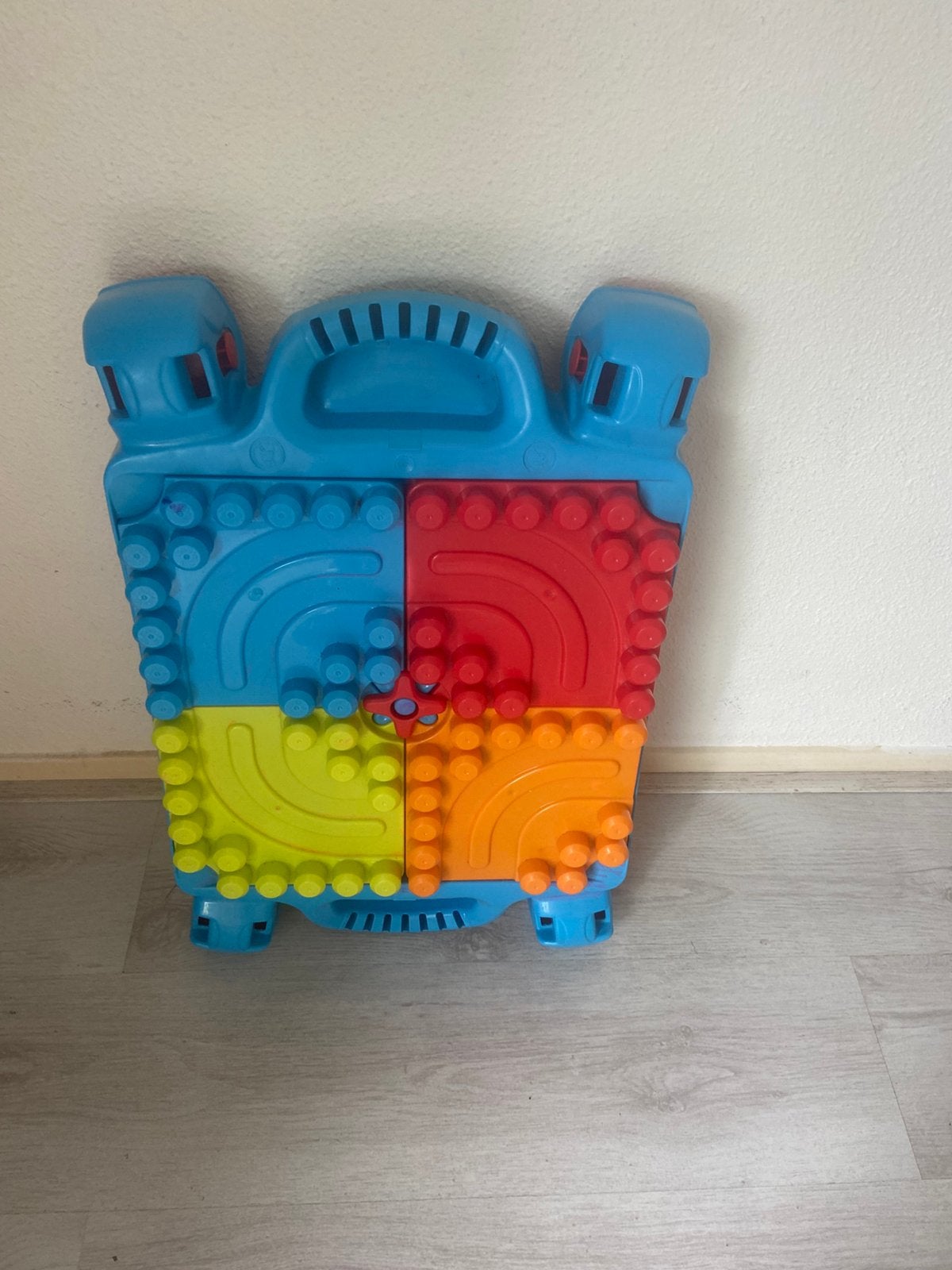 Mega Bloks tafel met blokken, Kinderen en Baby's, Ophalen, Zo goed als nieuw, Duplo