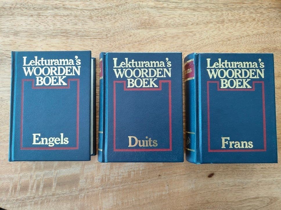 Lekturama's Woordenboek: Engels, Duits, Frans (Compact), Boeken, Ophalen of Verzenden, Gelezen, Overige uitgevers, Engels