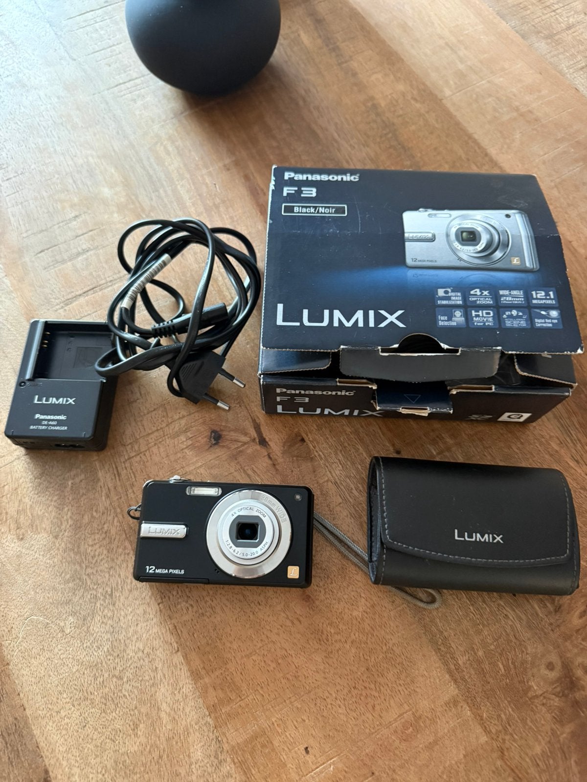 Panasonic Lumix DMC-F3 digitale camera, Panasonic, 12 megapixels, Ophalen of Verzenden, Zo goed als nieuw