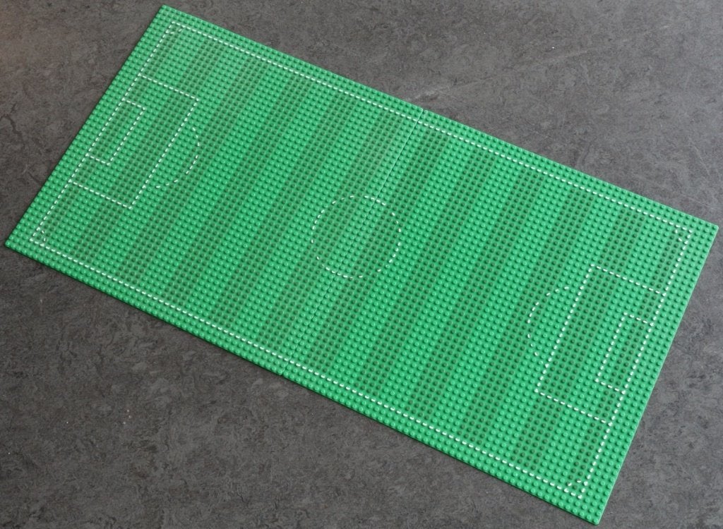 Lego voetbalveld bestaande uit 2 platen van 48x48 nopjes, Kinderen en Baby's, Speelgoed | Duplo en Lego, Ophalen, Gebruikt, Overige thema's