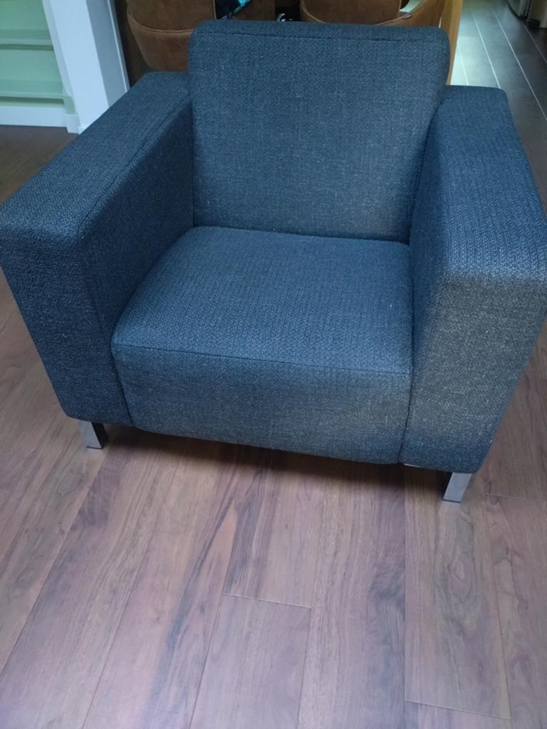 Fauteuil Montél Custom donkergrijs, Ophalen, Eenpersoons, 75 tot 100 cm, Zo goed als nieuw