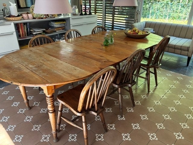 Antieke uitschuifbare eettafel van massief vruchtenhout, Antiek en Kunst, Ophalen