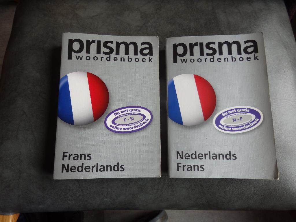 2 x Prisma woordenboek Nederlands Frans/Frans Nederlands, Boeken, Woordenboeken, Ophalen of Verzenden, Zo goed als nieuw, Prisma of Spectrum