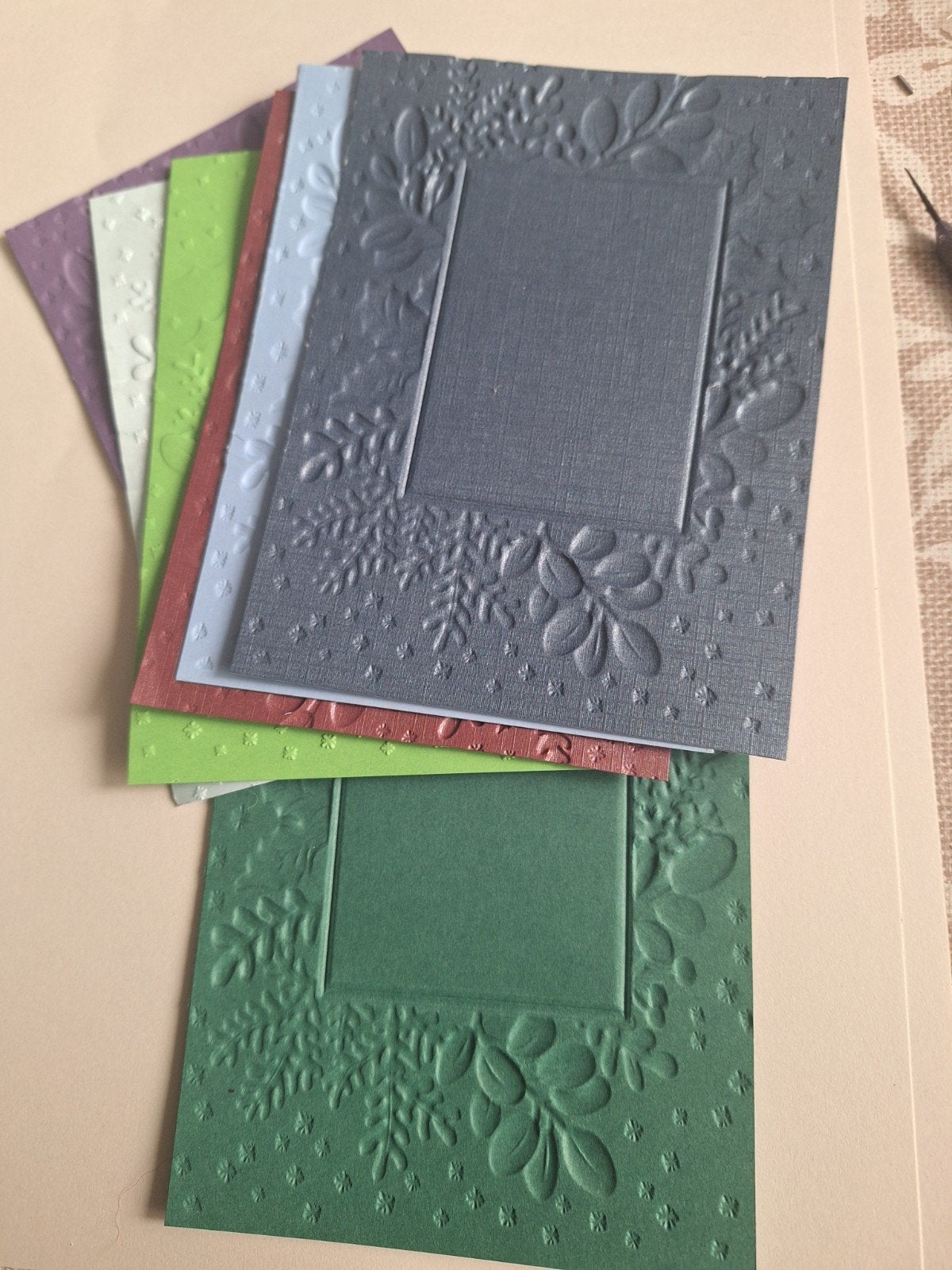 Embossing achtergrond, Ophalen of Verzenden, Overige thema's, Pons of Mal