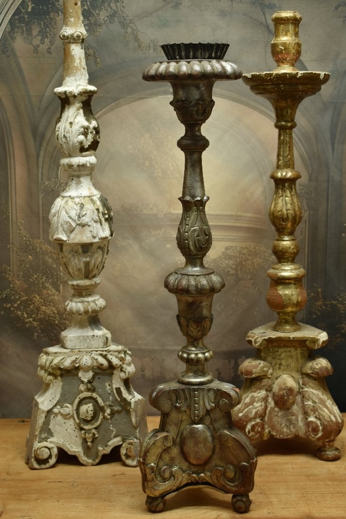 Oude Houten  Franse Kandelaar. "Uit Aletta's Tijd", Ophalen of Verzenden