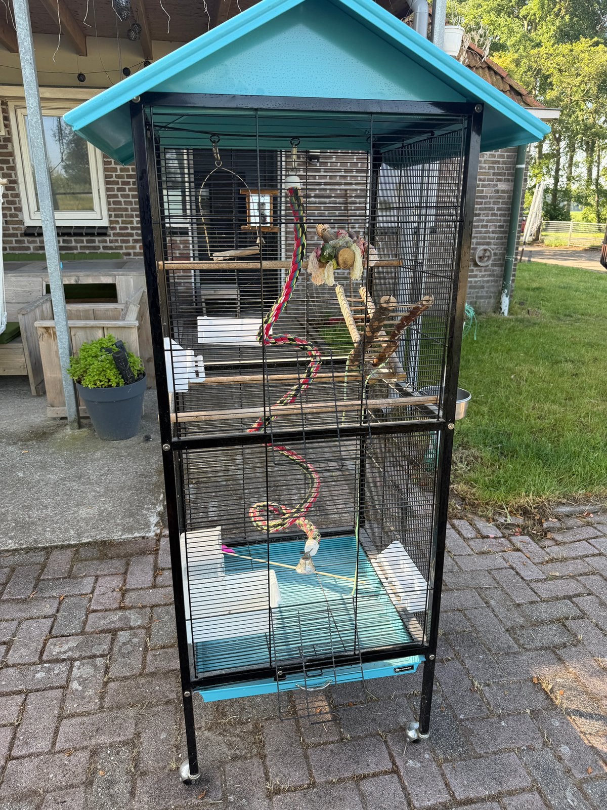 Papegaaien kooi met toebehoren, Ophalen, Zo goed als nieuw, Metaal, Vogelkooi