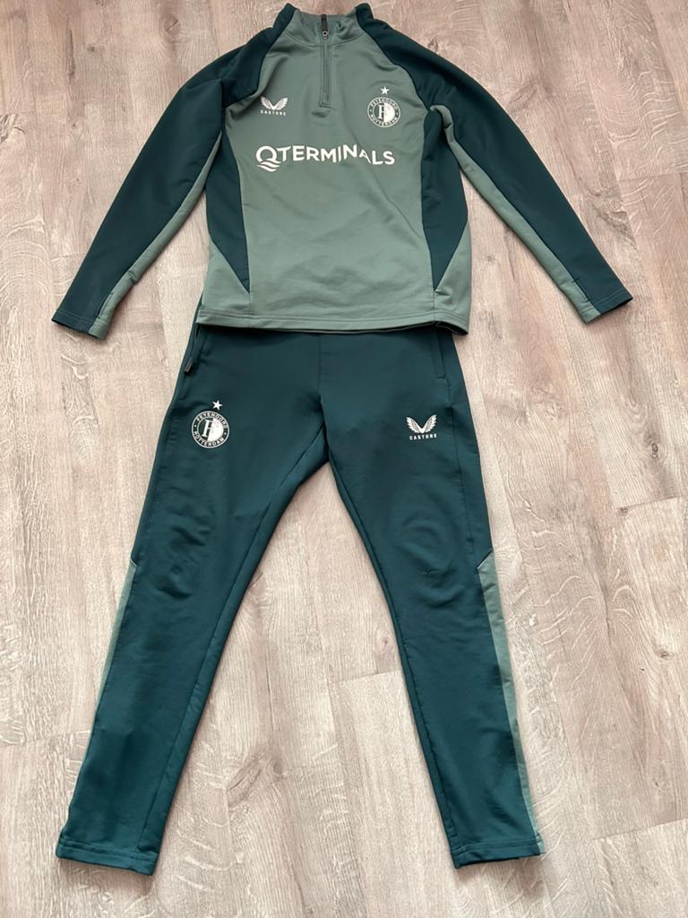 Feyenoord trainingspak in maat 146, Ophalen of Verzenden, Gebruikt, Jongen