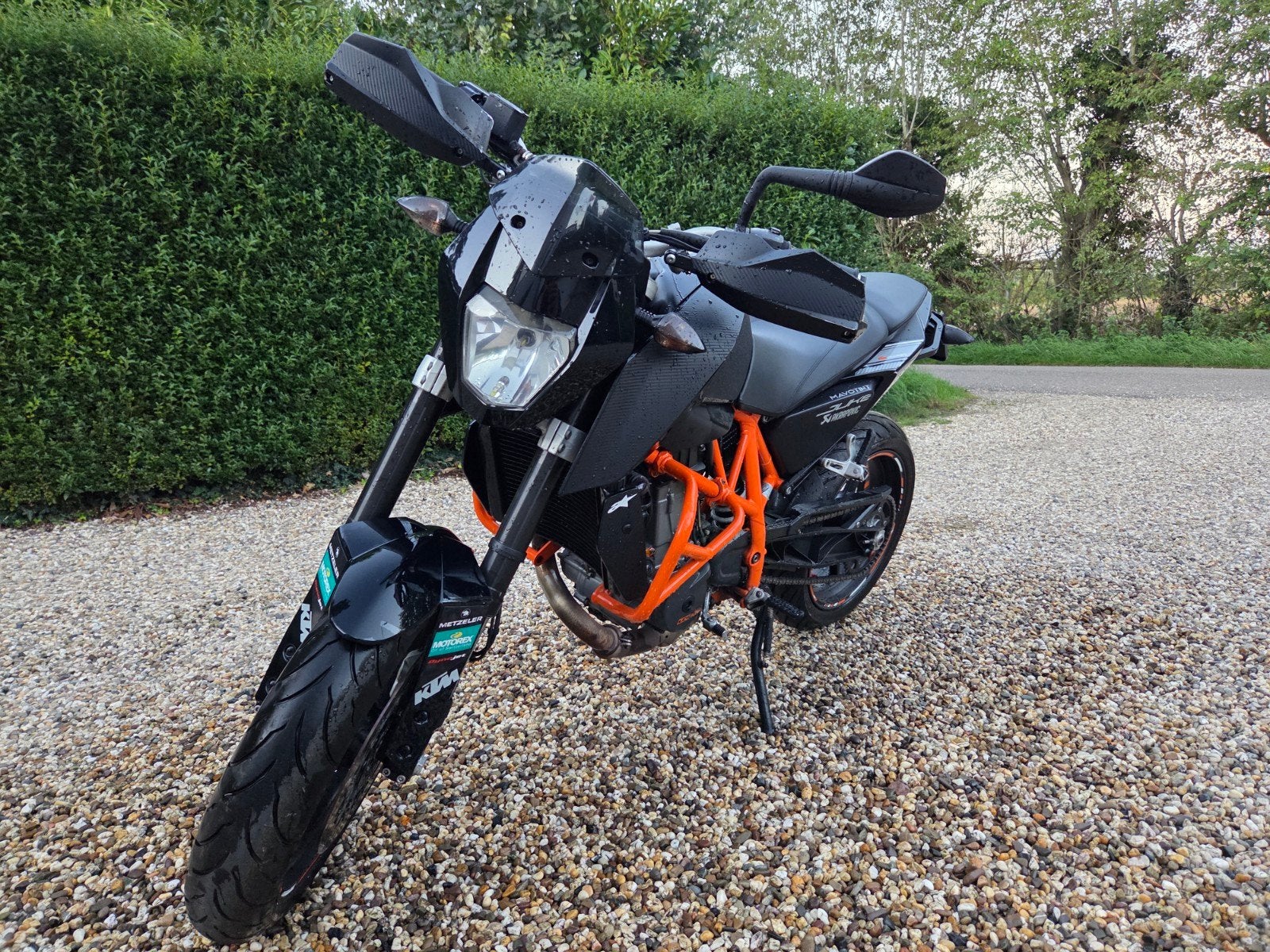 KTM 690 Duke - Krachtige Naked Bike met Akrapovic uitlaat, ABS, Gebruikt, Particulier, 690 cc