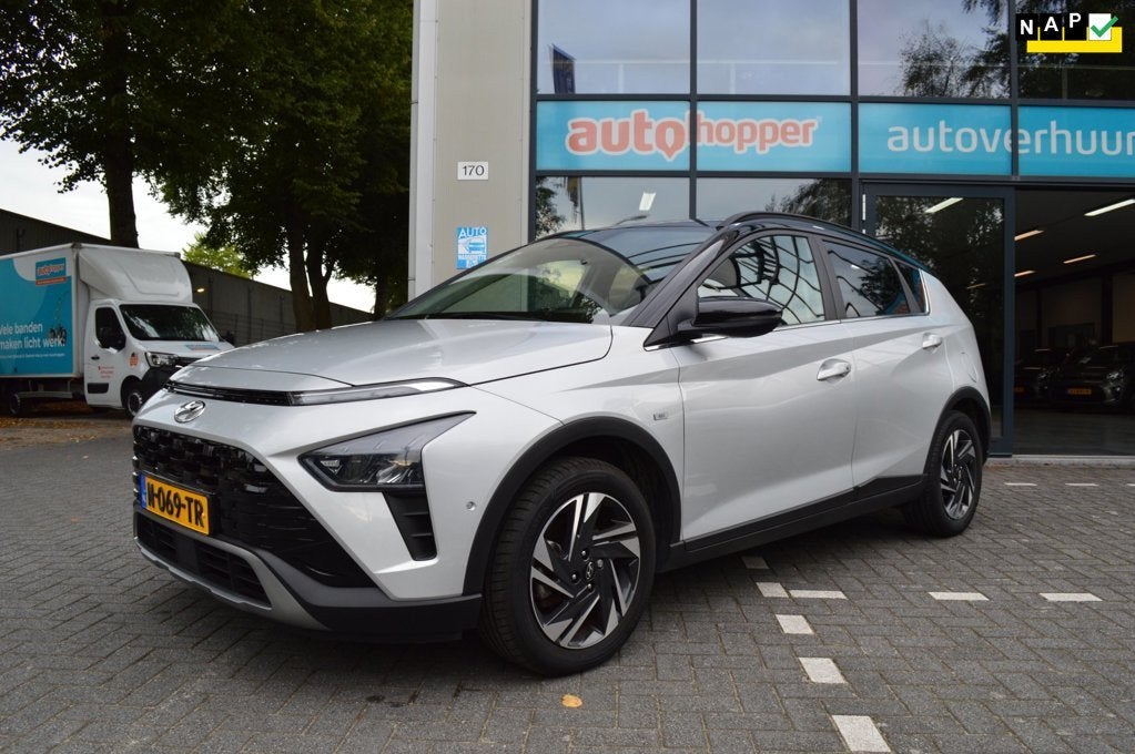 Hyundai Bayon 1.0 T-GDI Premium Trekhaak, Auto's, Voorwielaandrijving, 450 kg, Gebruikt, Euro 6