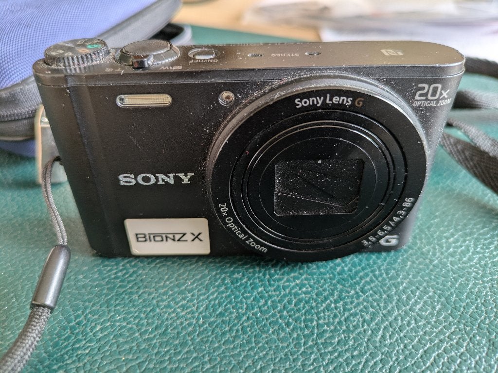 Sony Compactcamera met 20x optische zoom en Bionz X, Audio, Tv en Foto, Fotocamera's Digitaal, Gebruikt, Beeldstabilisatie, Geheugenkaart