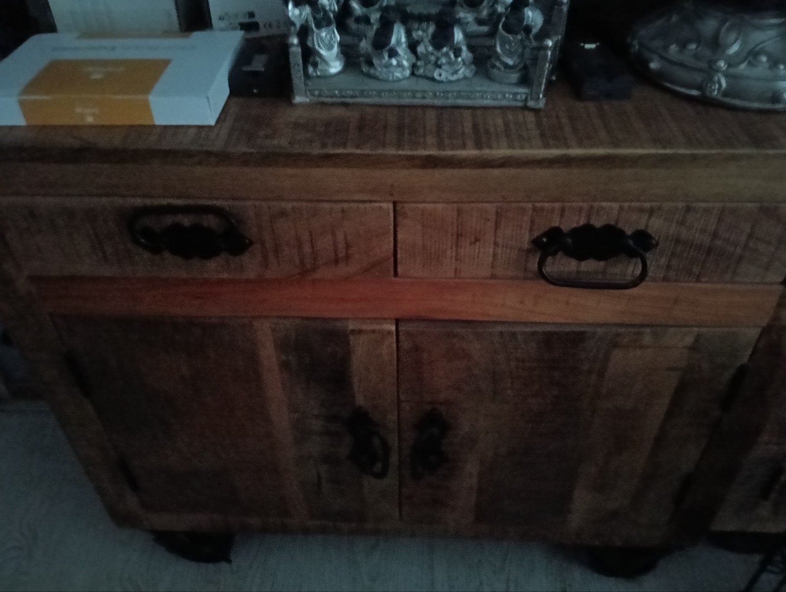 dressoir mango hout met wielen, Ophalen, Zo goed als nieuw, 25 tot 50 cm