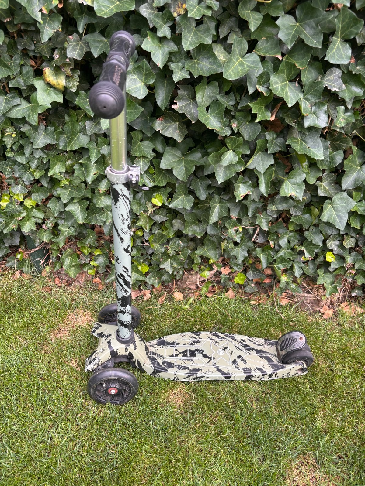 Gebruikte step, camouflage, Fietsen en Brommers, Steps, Gebruikt, Gewone step, Ophalen