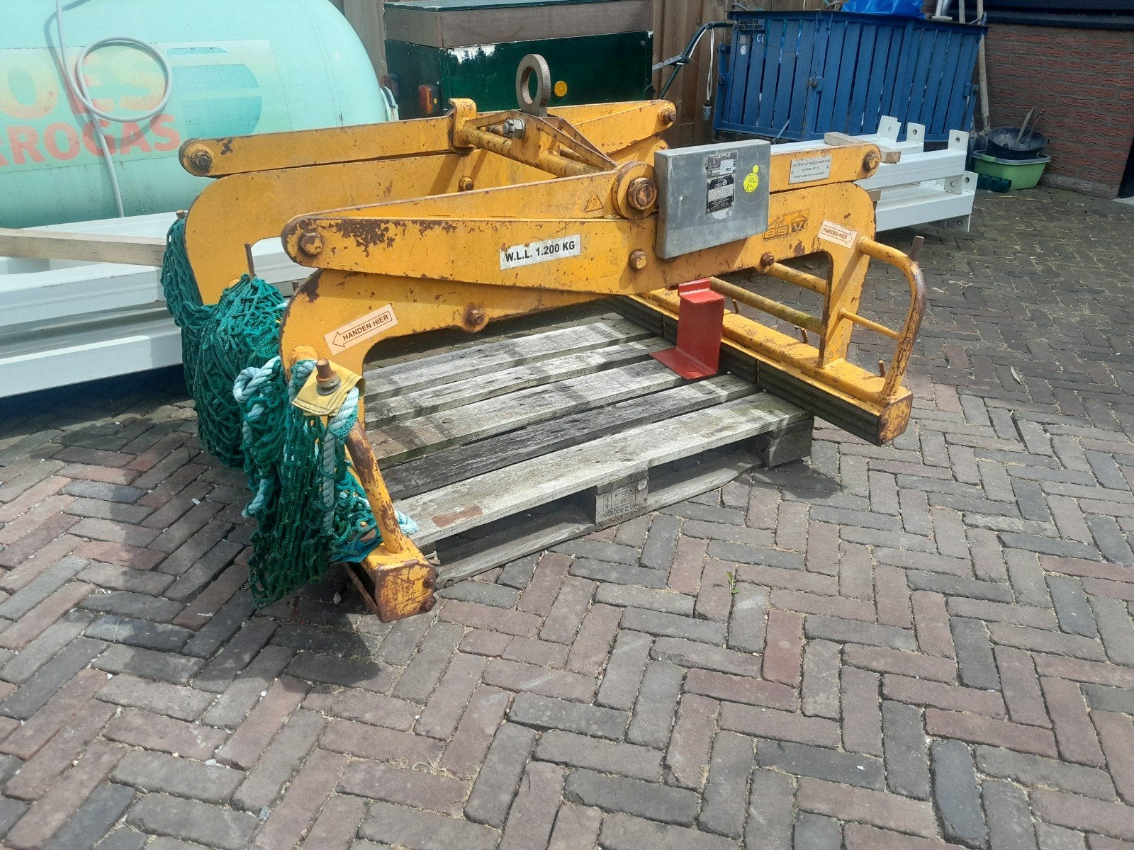 Stenenklem, Ophalen