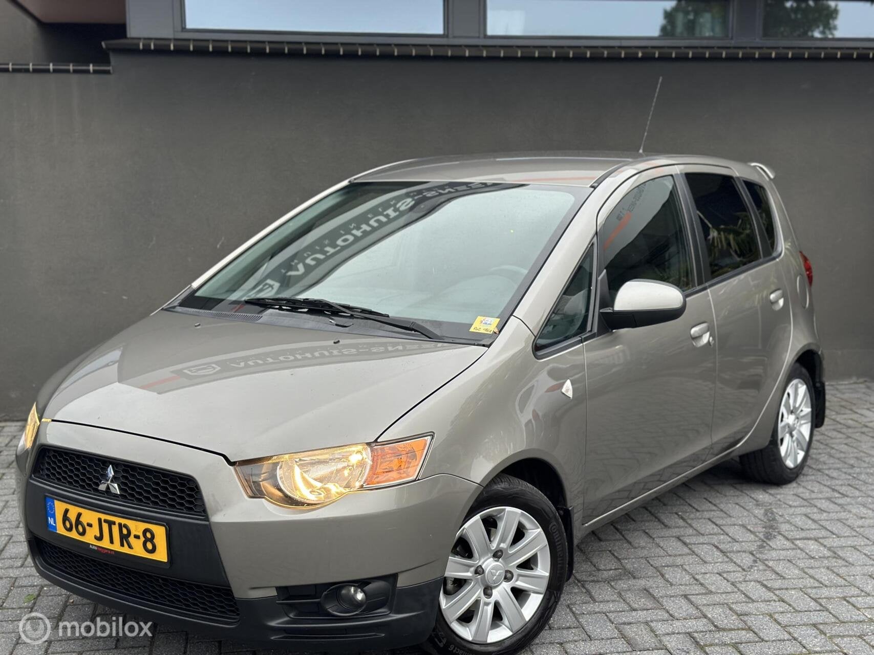 Mitsubishi Colt 1.3 Intro Edition | Dealeroh. |Cruise |Airco, Auto's, Voorwielaandrijving, Gebruikt, 31 €/maand, Colt