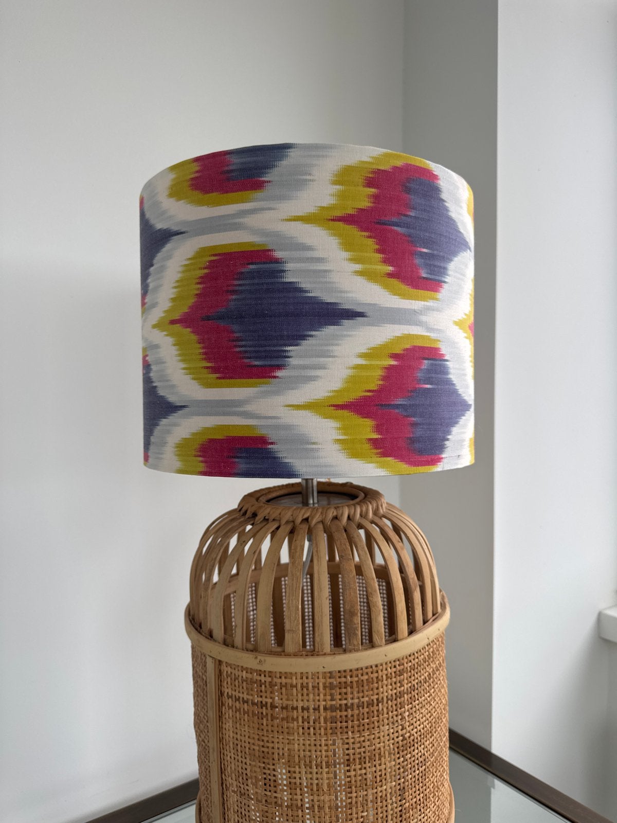 Nieuwe Lampenkap Zijde Ikat Stof - Leegverkoop, Ophalen, Meerkleurig, Rond, Nieuw