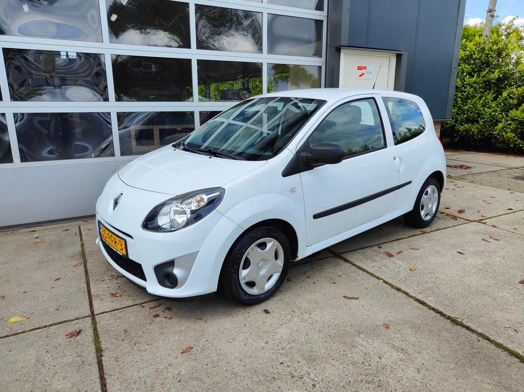 Renault Twingo 1.2-16V Authentique airco, Twingo, Gebruikt, 4 cilinders, 4 stoelen