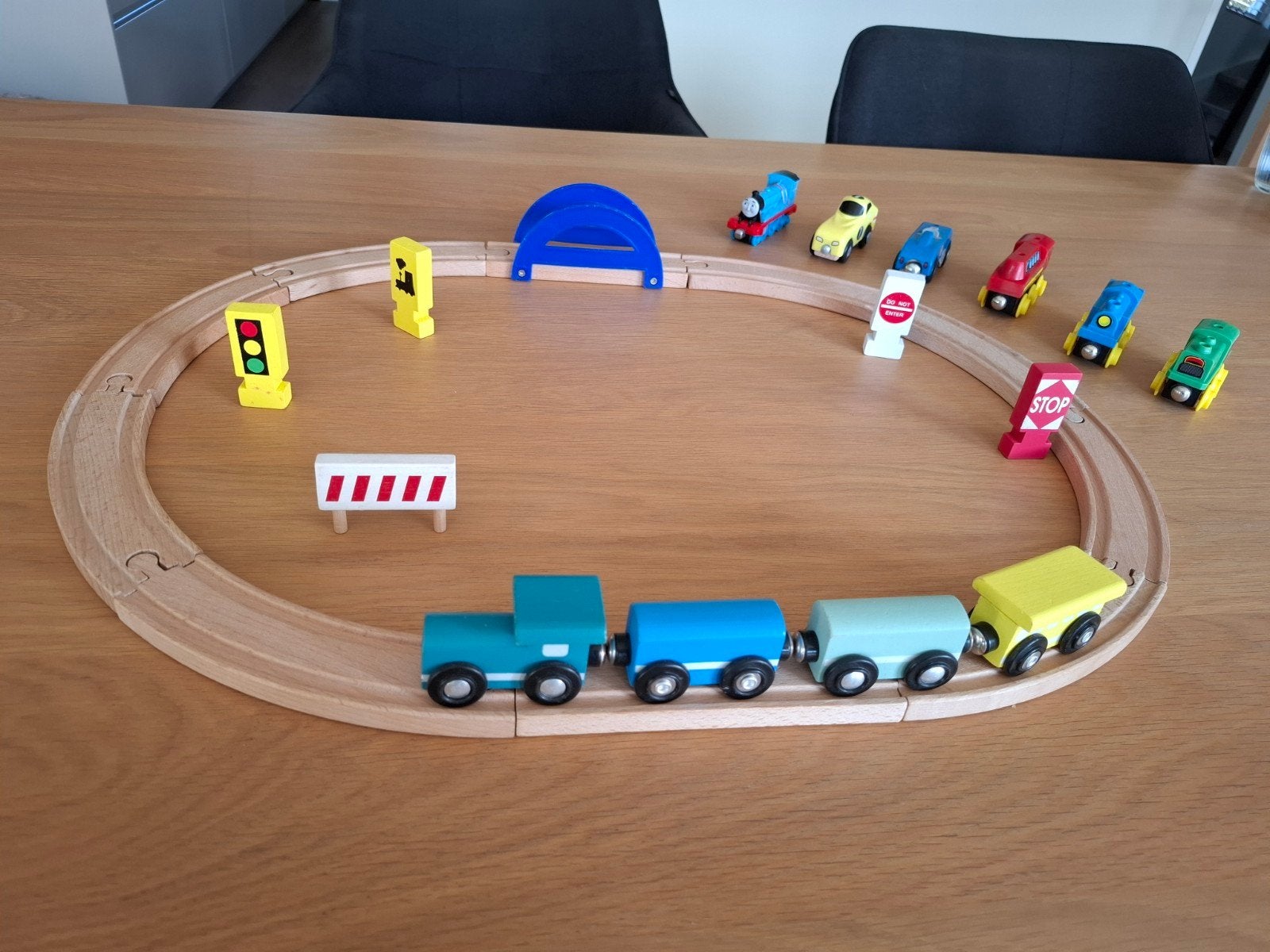 Hema Treinbaan met accessoires, compatibel met Brio, Ophalen of Verzenden, Gebruikt