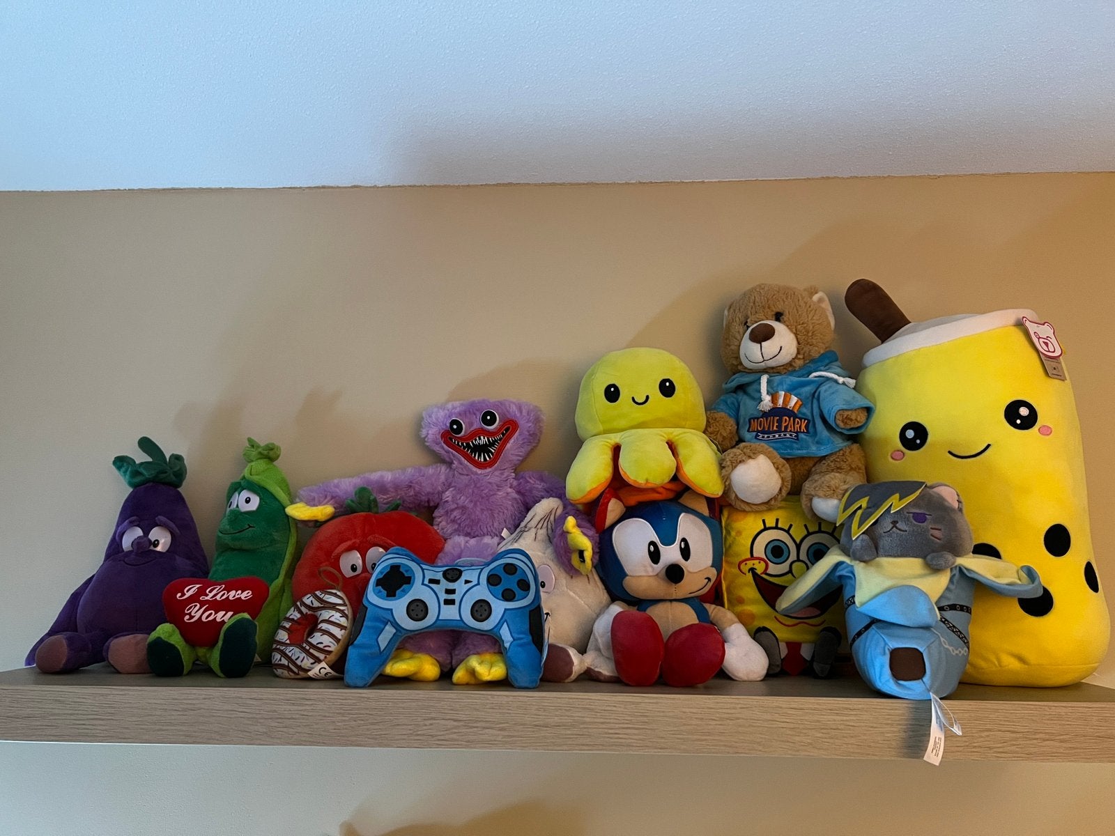 Diverse pluche knuffels (uit grijpmachine), Ophalen of Verzenden, Zo goed als nieuw, Hardplasticfiguren