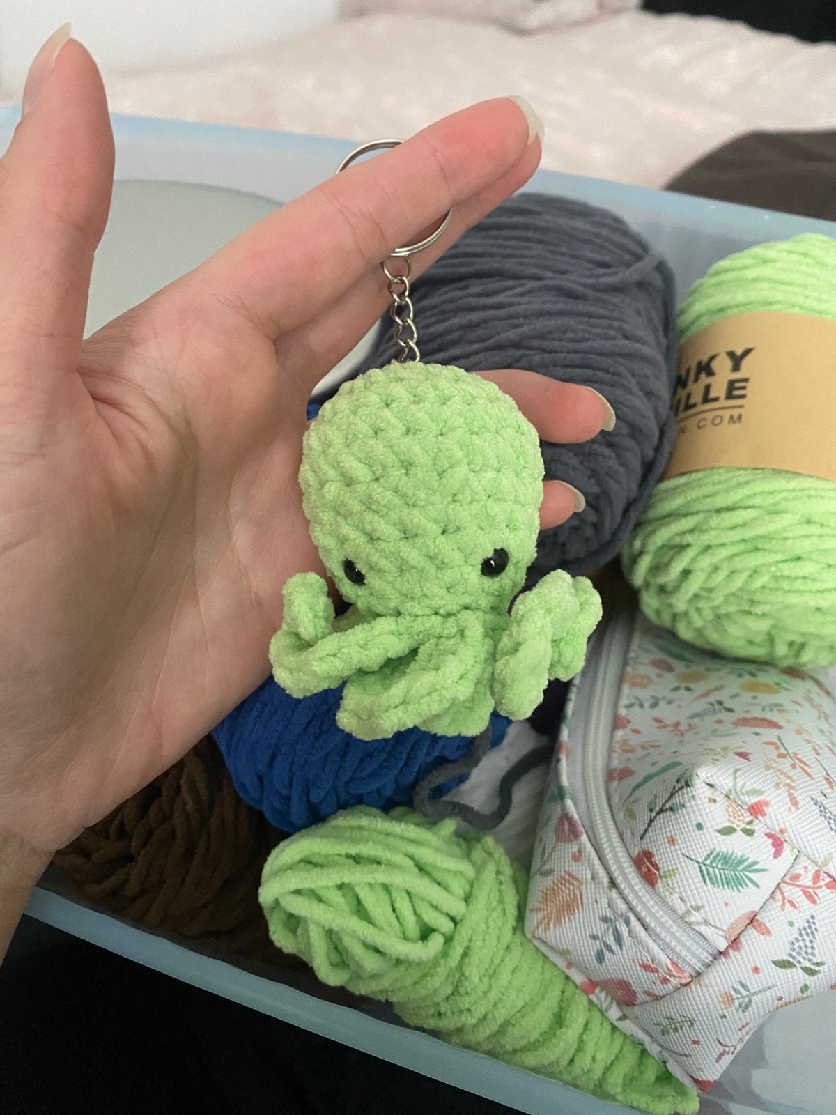 Octopus en narwal dolfijn sleutelhangertjes gehaakt, Ophalen, Nieuw, Haken, Wol of Garen