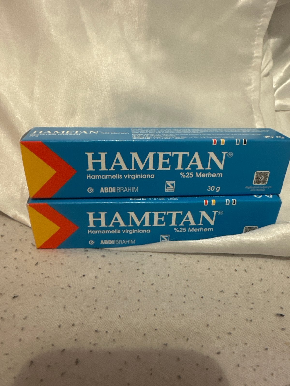 HAMETAN %25 Merhem - Hamamelis virginiana crème, Sieraden, Tassen en Uiterlijk, Uiterlijk | Lichaamsverzorging, Ophalen of Verzenden
