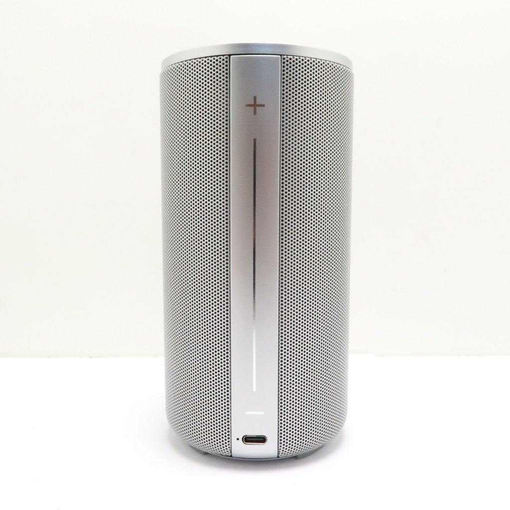 Hugo Boss Elemental Bluetooth Speaker | in Goede Staat, Hugo Boss, Zo goed als nieuw, Support@hugoboss.com, Dieselstr. 12
72555 Metzingen
Germany