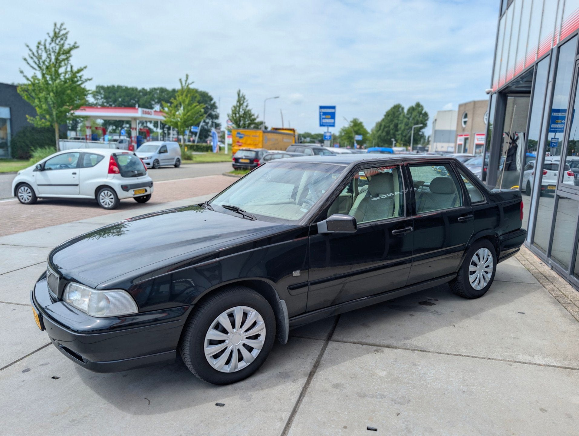 Volvo S70 2.5 Luxury-Line - Airco - Leer - Stoelverwarming -, Auto's, Volvo, Gebruikt, Beige, Zwart, Origineel Nederlands