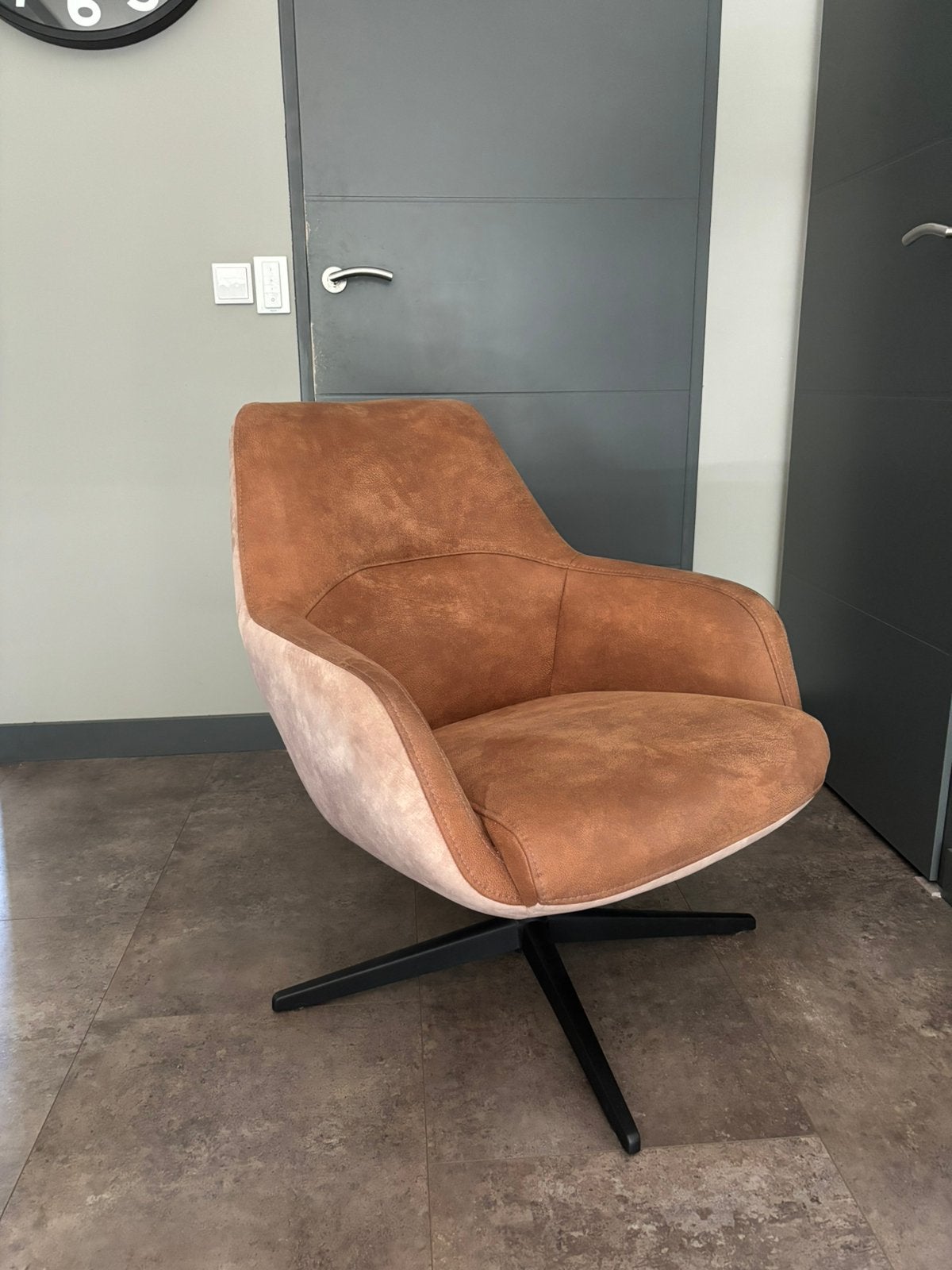 Fauteuil met draaipoot, Ophalen, Zo goed als nieuw, 75 tot 100 cm, 50 tot 75 cm