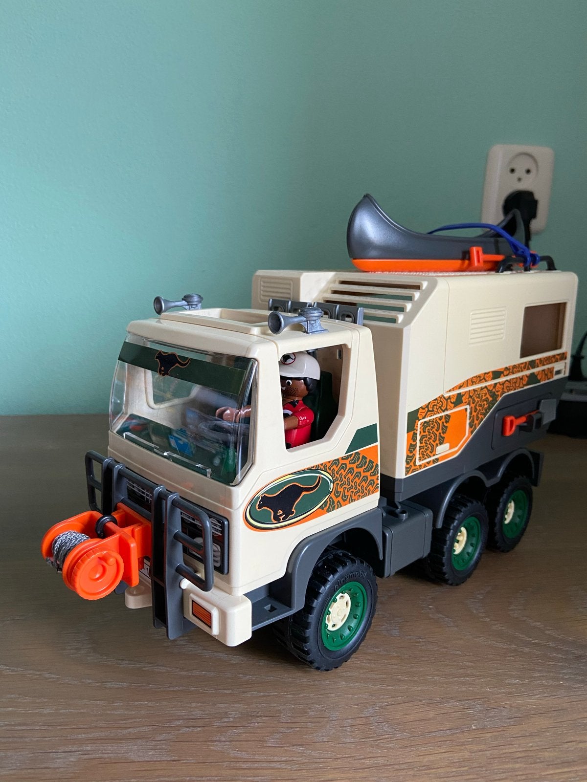 Playmobil Safari Truck met Kano - Avontuurlijk Speelgoed, Ophalen of Verzenden, Zo goed als nieuw