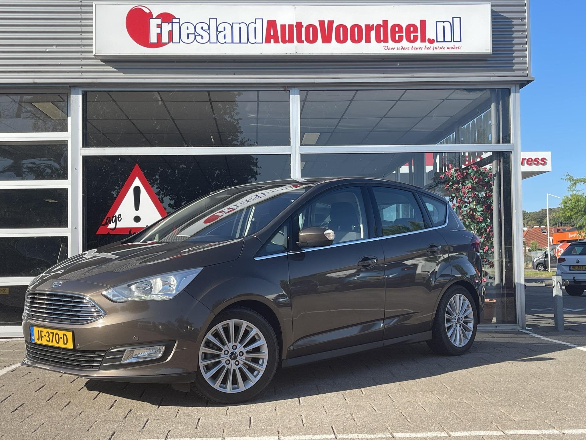 Ford C-Max 1.5 Titanium /Automaat/Cruise/Clima/Camera/Trekha, Euro 6, 4 cilinders, 179 pk, Origineel Nederlands