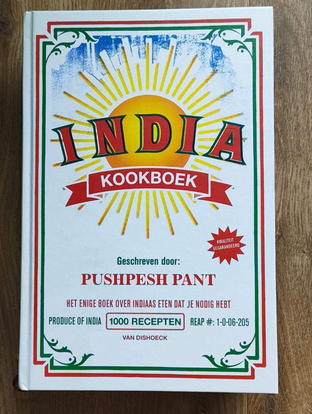 India Kookboek - Pushpesh Pant, Boeken, Kookboeken, Azië en Oosters, Zo goed als nieuw, Pushpesh Pant, Tapas, Hapjes en Dim Sum