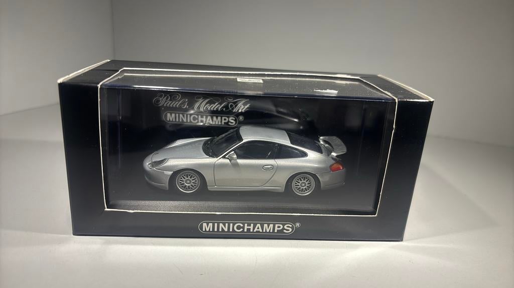 Porsche 911 gt3 street car silver minichamps 1.43, Hobby en Vrije tijd, Modelauto's | 1:43, Auto, Ophalen of Verzenden, MiniChamps