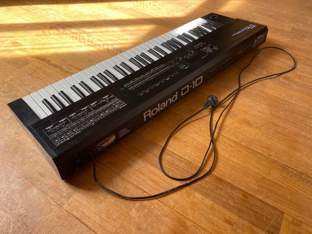 Roland D-10 Multi Timbral Linear Synthesizer, Ophalen, Gebruikt, 61 toetsen, Roland