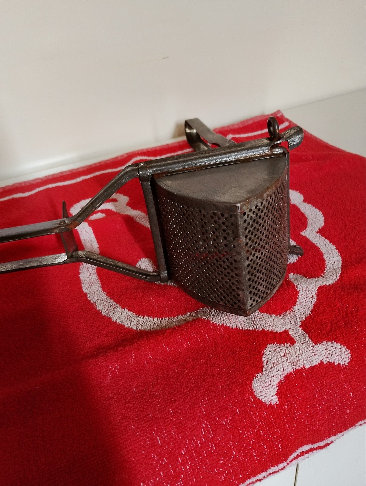 Oude puree knijper, Huis en Inrichting, Ophalen, Rvs of Chroom
