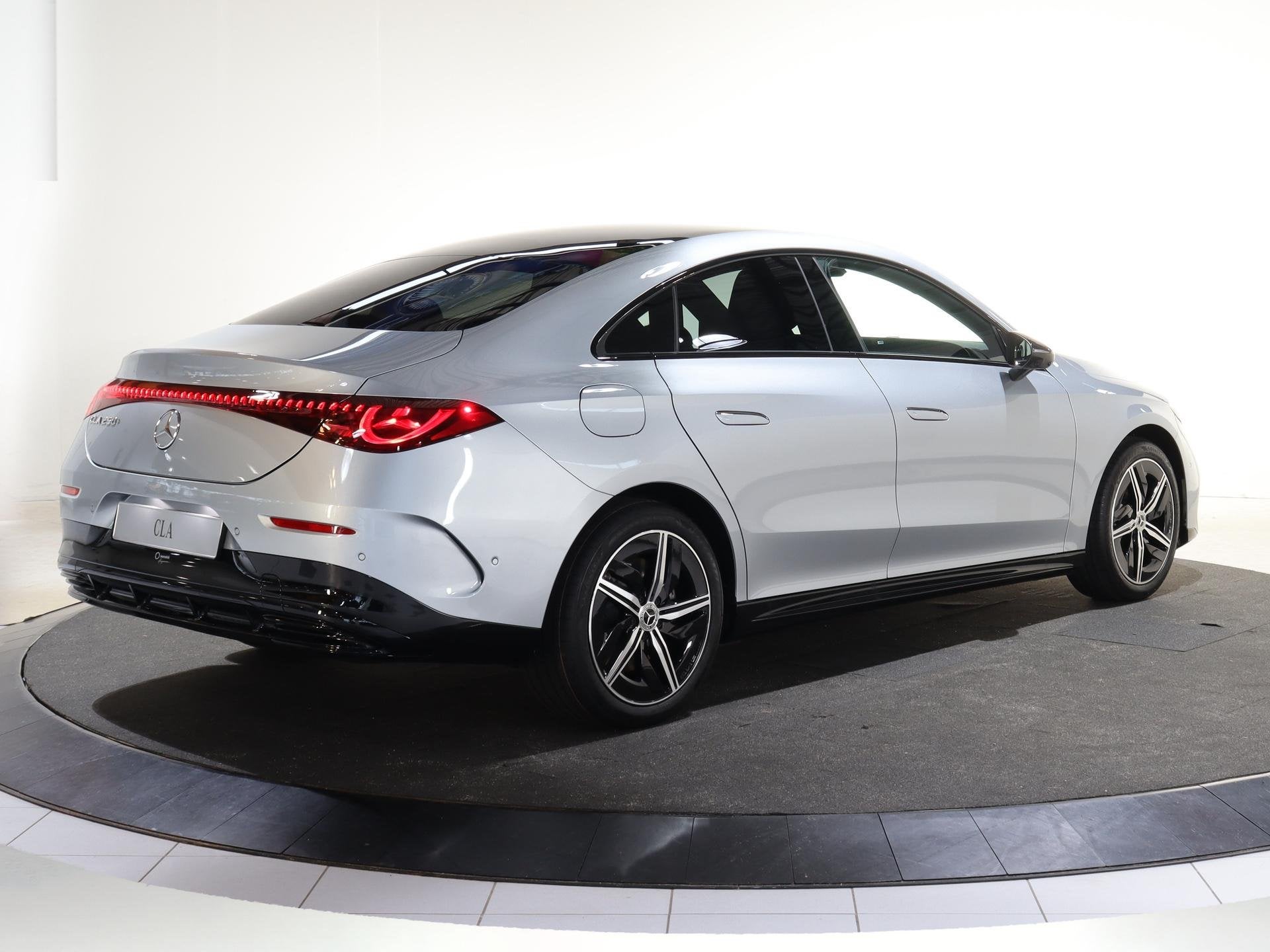 Mercedes-Benz CLA-Klasse 250+ Launch Edition 85.5 kWh | Nigh, CLA, Achterwielaandrijving, Zwart, 743 km