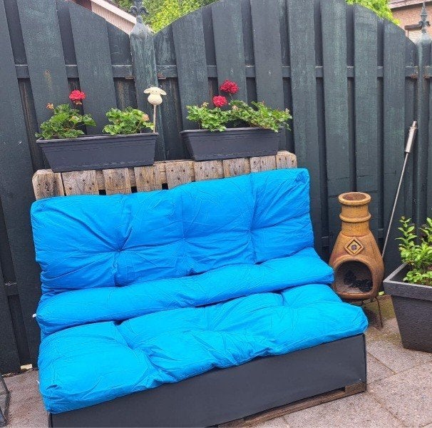 2 palletkussens van 1,25x0,85., Ophalen