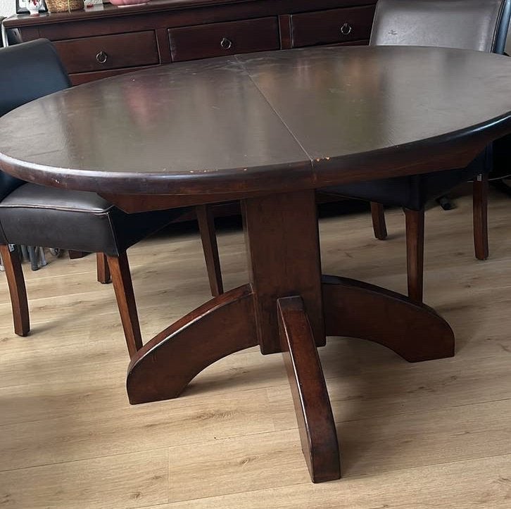 Uitschuifbare Houten Eettafel – Rond/Ovaal – Donkerbruin, Ophalen, Zo goed als nieuw, Rond, 100 tot 150 cm