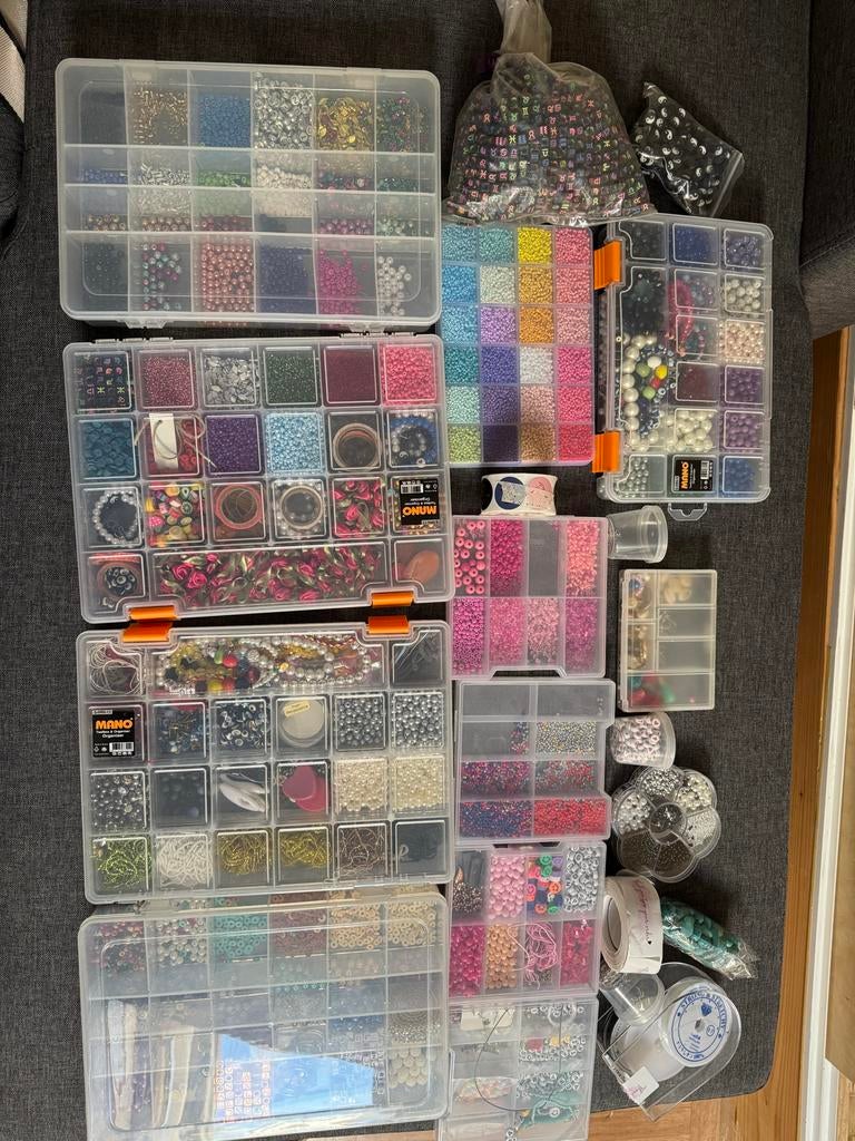 Grote collectie kralen en benodigdheden voor sieraden, Hobby en Vrije tijd, Kralen en Sieraden maken, Ophalen of Verzenden, Gebruikt