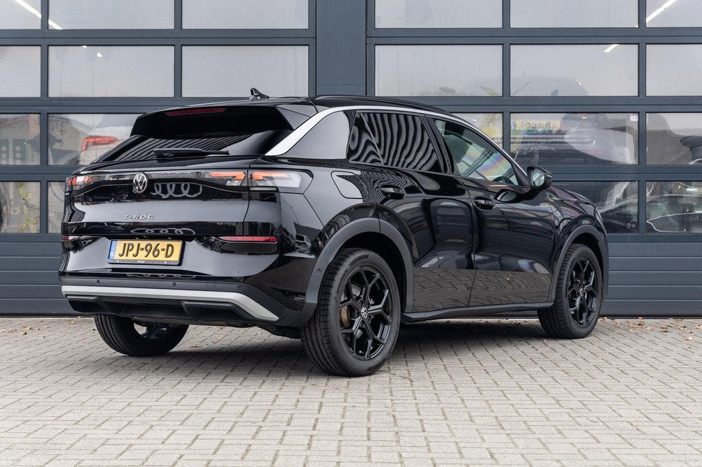 Volkswagen T-Roc 1.5 eTSI 116pk DSG Life First Edition | 18", 1498 cc, Euro 6, 4 cilinders, 116 pk