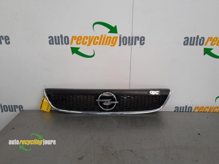 Grille van een Opel Zafira, Gebruikt, -, -, Opel
