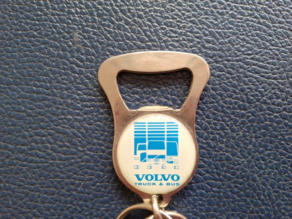 Volvo Truck en bus vintage sleutelhanger, Verzamelen, Ophalen, Gebruikt, Merk