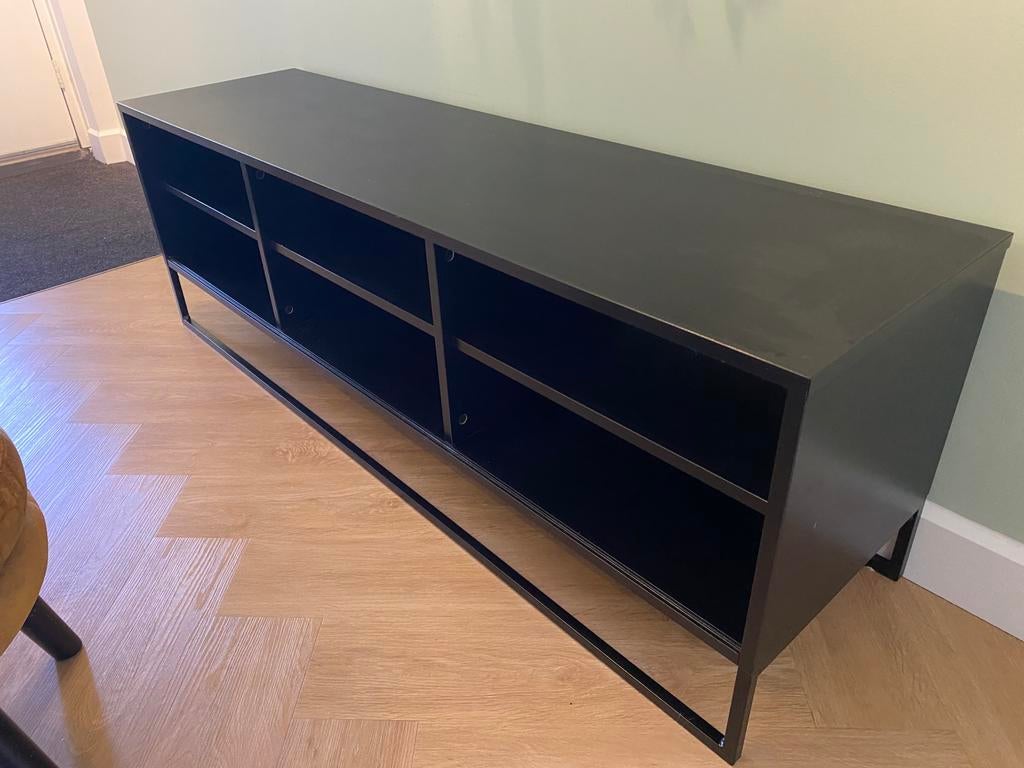 Tv meubel zwart IKEA, Ophalen, Gebruikt, 25 tot 50 cm, Minder dan 100 cm