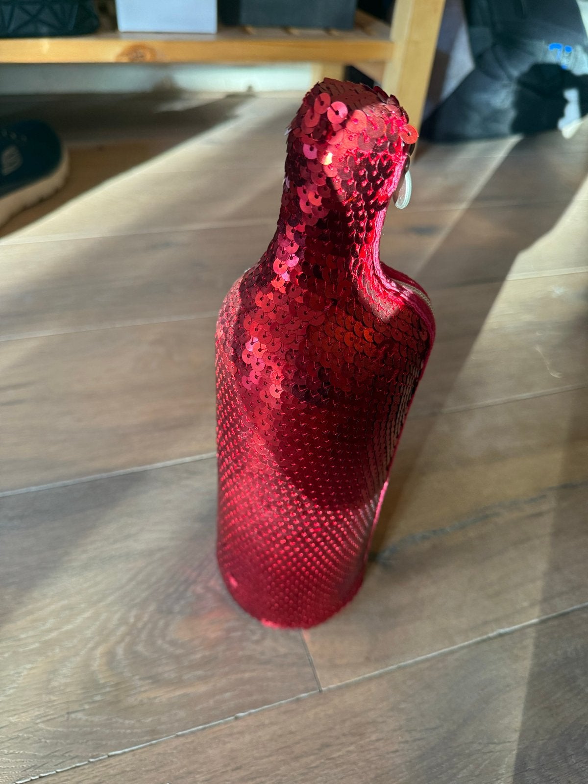 Flessenhoes met rode pailletten - Absolut Vodka, Overige stijlen, Ophalen of Verzenden, Zo goed als nieuw, Rood