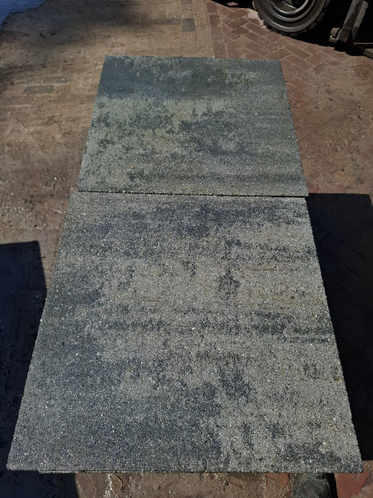31m² 60x60x6 tegel antraciet, gebruikt, op pallet, Ophalen of Verzenden, Beton, Terrastegels