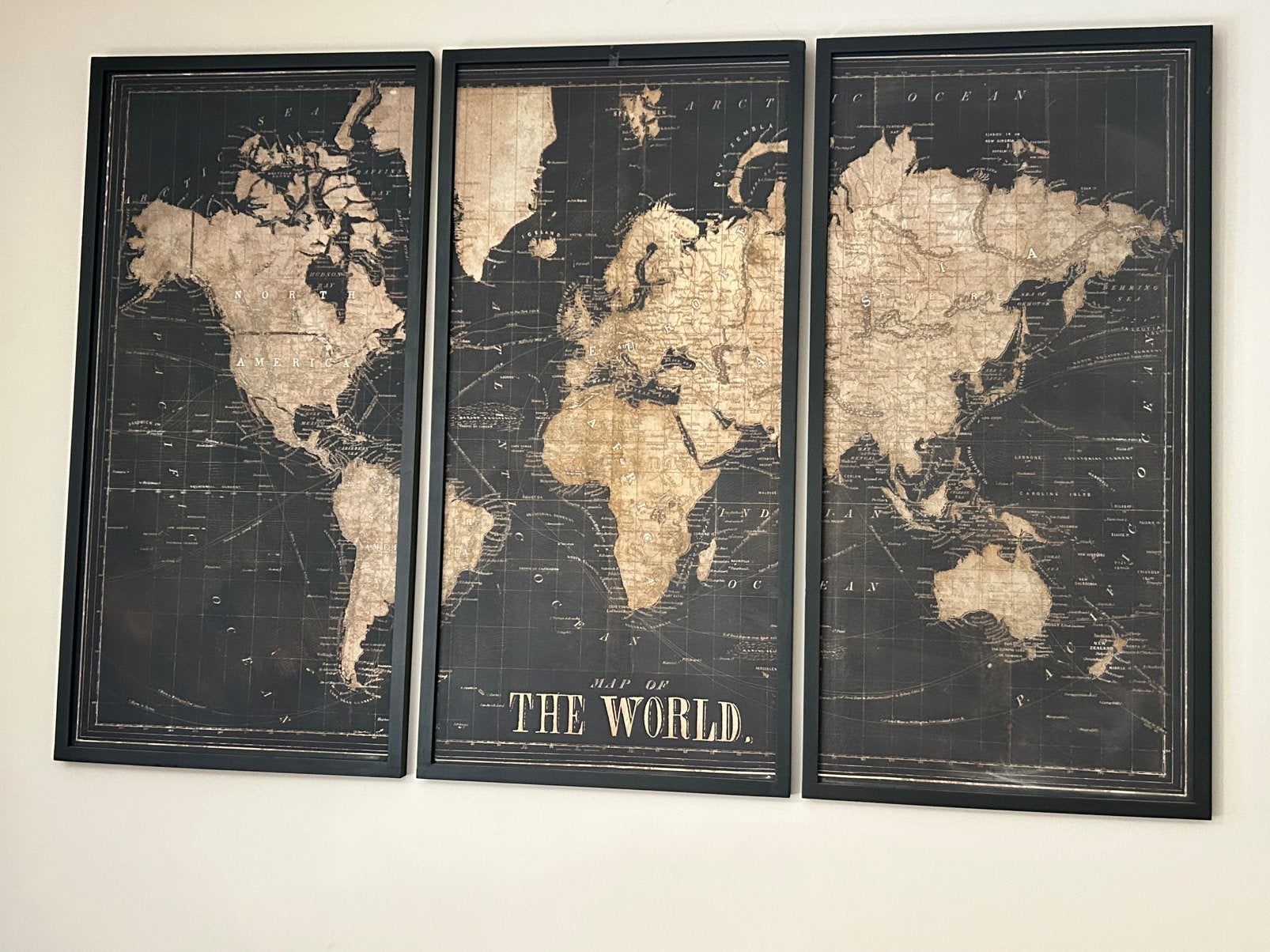 Drieluik wandpanelen The World, Ophalen of Verzenden, 1980 tot heden, Zo goed als nieuw, Overige onderwerpen