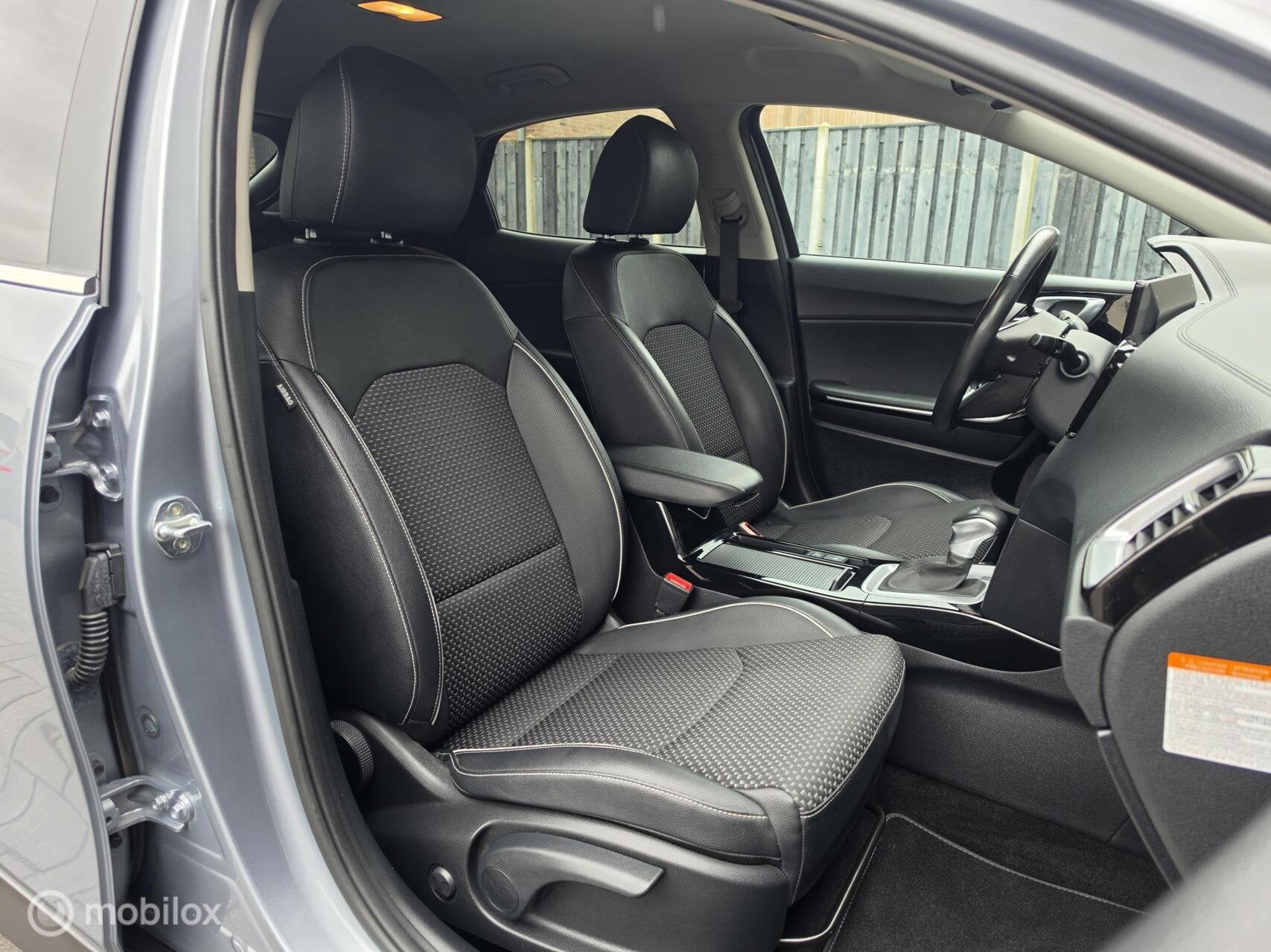 KIA XCEED 1.6 GDI PHEV 140PK CARPLAY LED NAVI CLIMA NL-AUTO, Auto's, XCeed, Leder en Stof, Bedrijf, 71 km/l