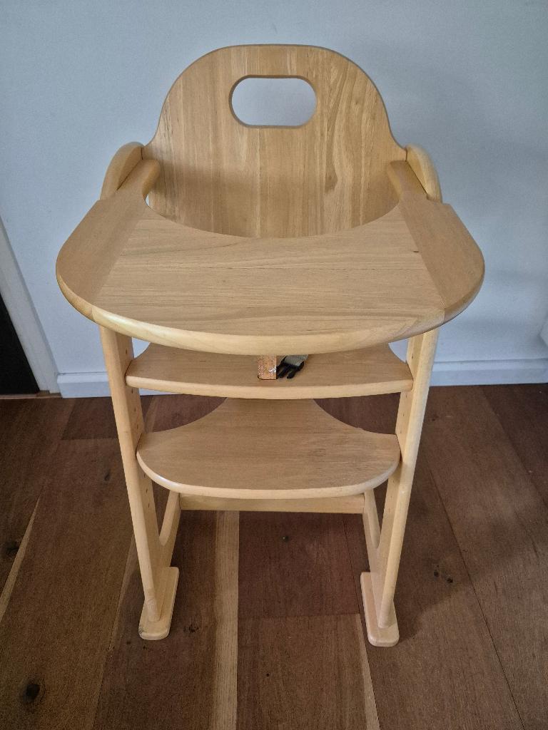 Meegroeistoel blank Tiamo, Kinderen en Baby's, Kinderstoelen, Ophalen, Gebruikt, Meegroeistoel, Gordel(s)