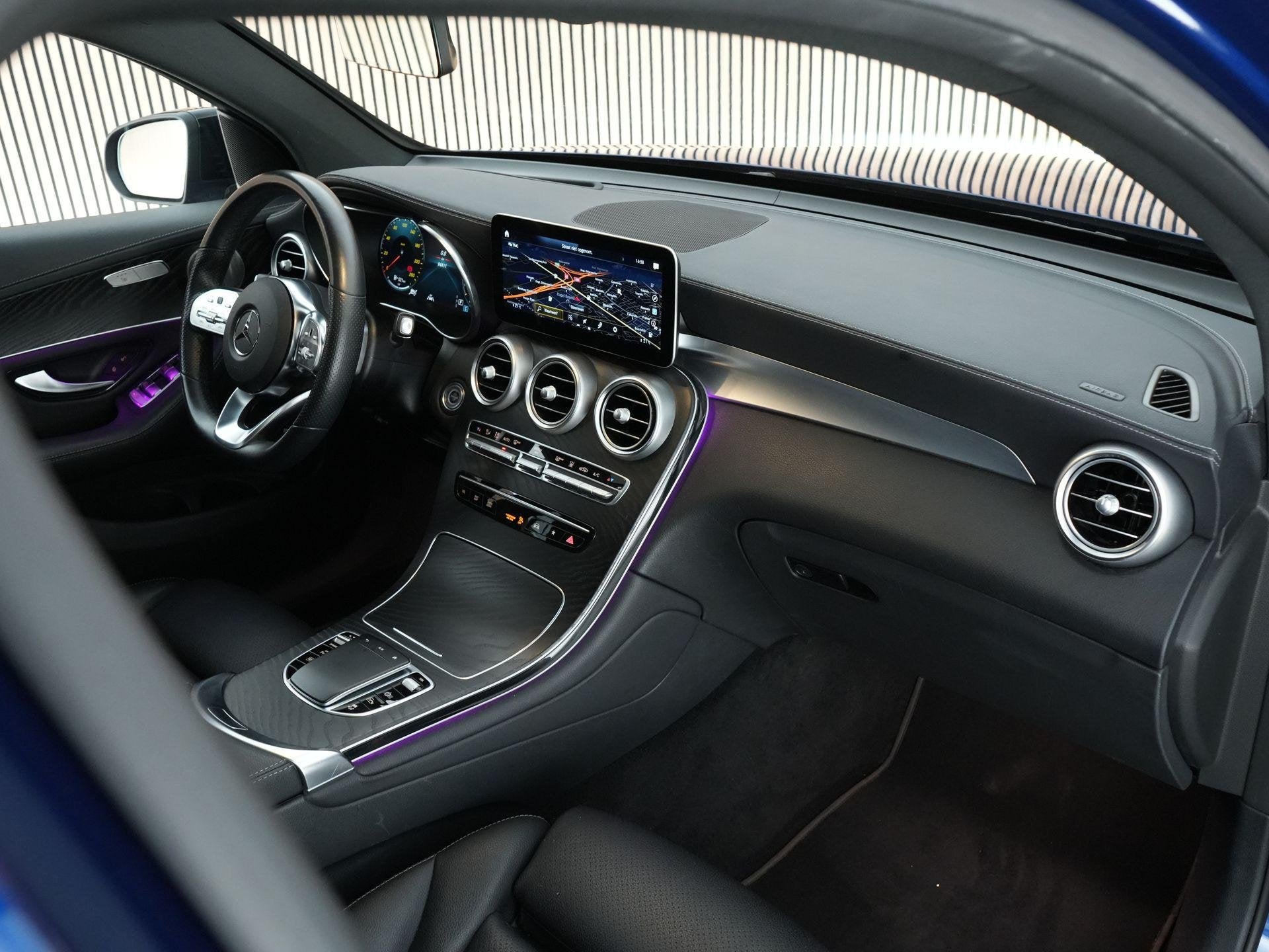 Mercedes-Benz GLC-klasse Coupé 300e 319pk 4MATIC AMG-Line |, Auto's, Automaat, 1940 kg, 14 kWh, Gebruikt