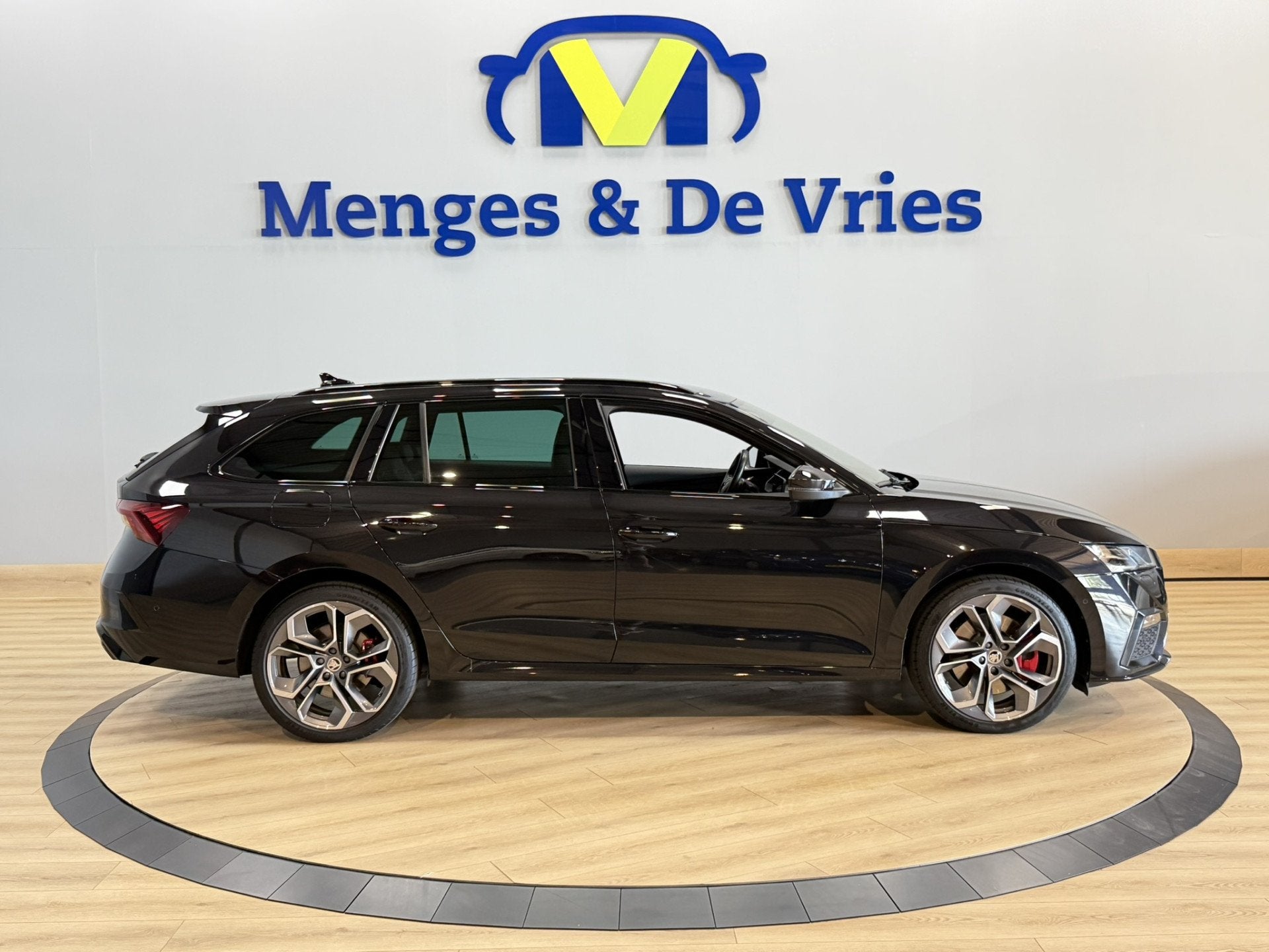 Skoda Octavia Combi 1.4 TSI RS iV PHEV Business Airco ECC |, Auto's, Skoda, 12 maanden, Gebruikt, Zwart, 245 pk